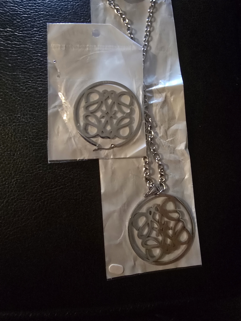 Silver Round Filigree Pendant Necklace - Women Accessories